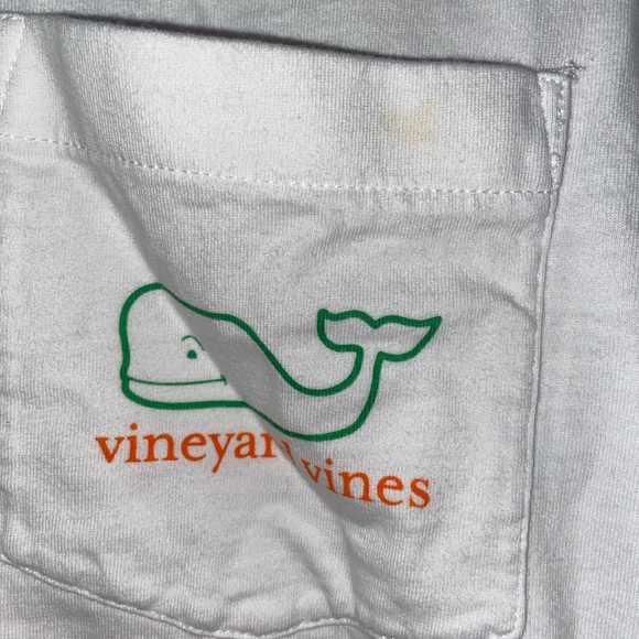 Vineyard Vines White T shirt - Picture 2 of 4